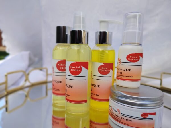 100ml Lightening Glow Cleanser 100ml Lightening Glow Toner 100ml Lightening Glow Serum 100g Lightening Glow Face Cream 100ml Lightening Glow Oil