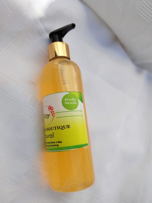 Natural Glow Body Wash 250ml. - R180 Brightens the skin; reduces the fine lines; leaves the skin glowing & flawless. • Turmeric • Papaya • Lemon • Jojoba Oil • Shea Butter • Sweet Cherry • Other Natural & Organic Herbs • Other Essential oils