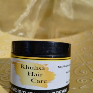 250g Oil Moisturizing Cream = R140... ●Handcrafted with the purpose of attracting and retaining moisture to your thirsty hair ●Liquid ingredients attract moisture to hair while oily ingredients seal in the moisture. ●Our oil moisturizer is the combination of both and all natural. ●This hair cream is for helping hair be less prone to breakage and tangles, by providing luster to your hair stands and as your hair grows keeping it moisturized will allow it to also grow in length. -Safe for kids